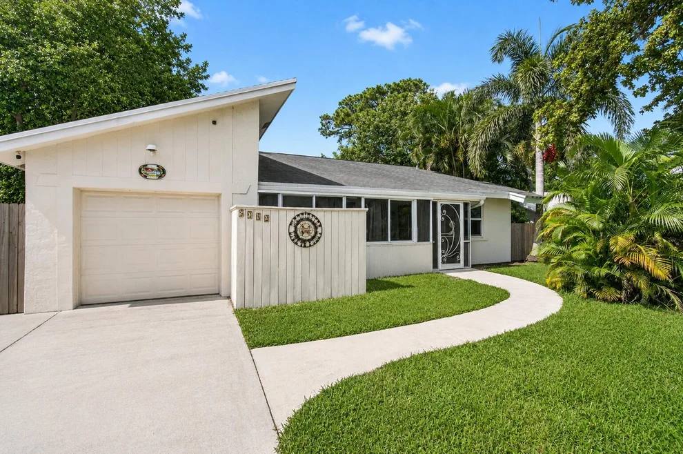 Unit for sale at 5442 Sunrise Boulevard, Delray Beach, FL 33484