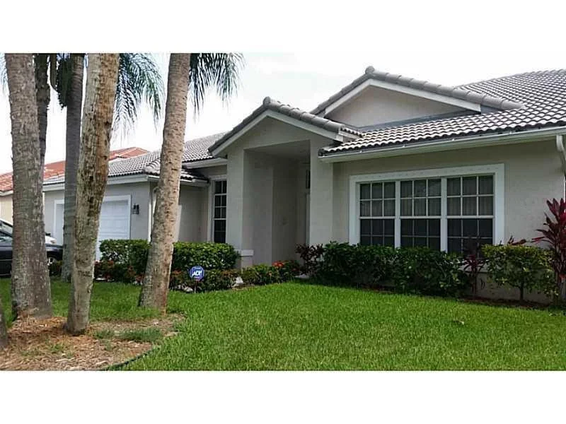 Unit for sale at 6440 NW 53rd Street, Lauderhill, FL 33319