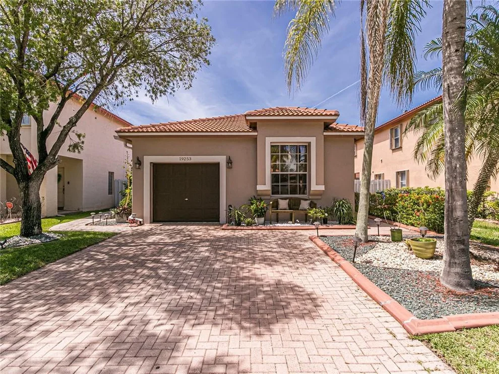 Unit for sale at 19253 NW 13th Street, Pembroke Pines, FL 33029