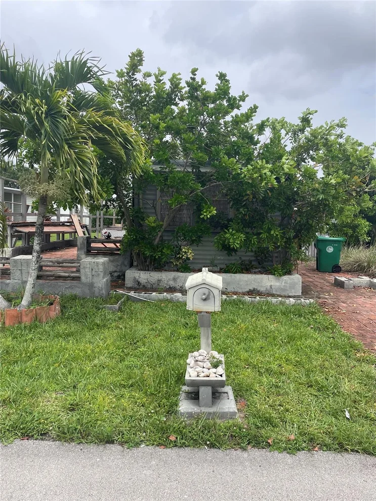 Unit for sale at 1851 SW 83rd Terrace, Davie, FL 33324