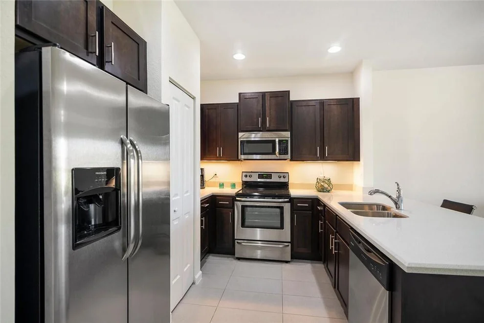 Unit for sale at 4216 N Dixie, Oakland Park, FL 33334