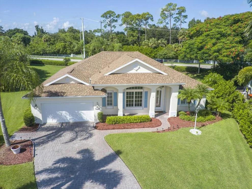 Unit for sale at 305 Bourdeaux Drive SW, Vero Beach, FL 32968