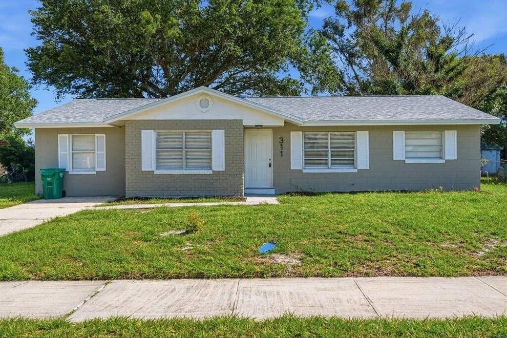 Unit for sale at 311 Essex Drive, Fort Pierce, FL 34946