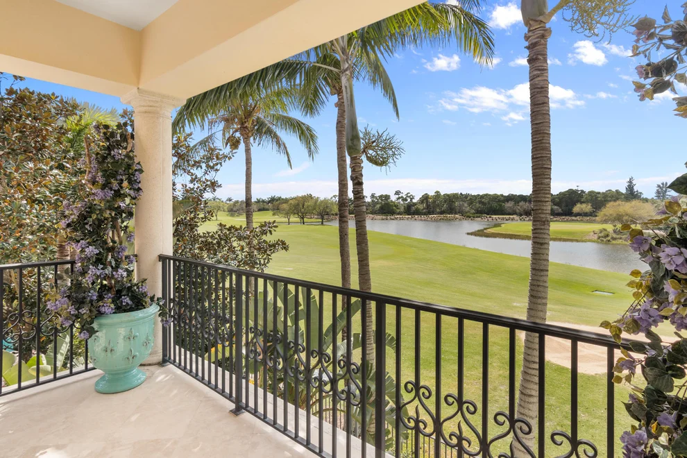 Unit for sale at 11127 Green Bayberry Drive, Palm Beach Gardens, FL 33418