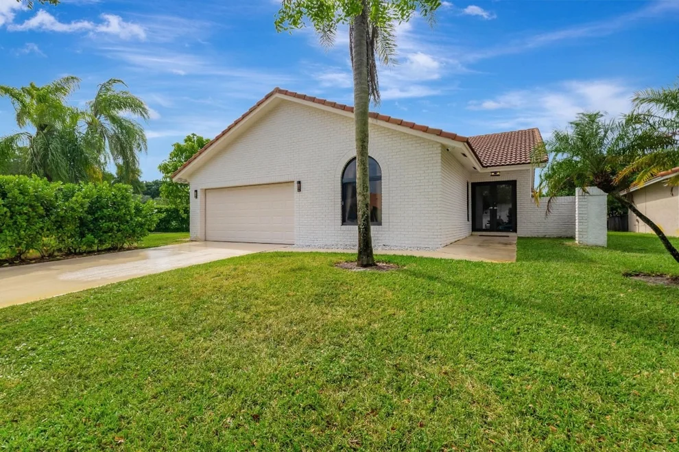 Unit for sale at 19599 Sea Pines Way, Boca Raton, FL 33498