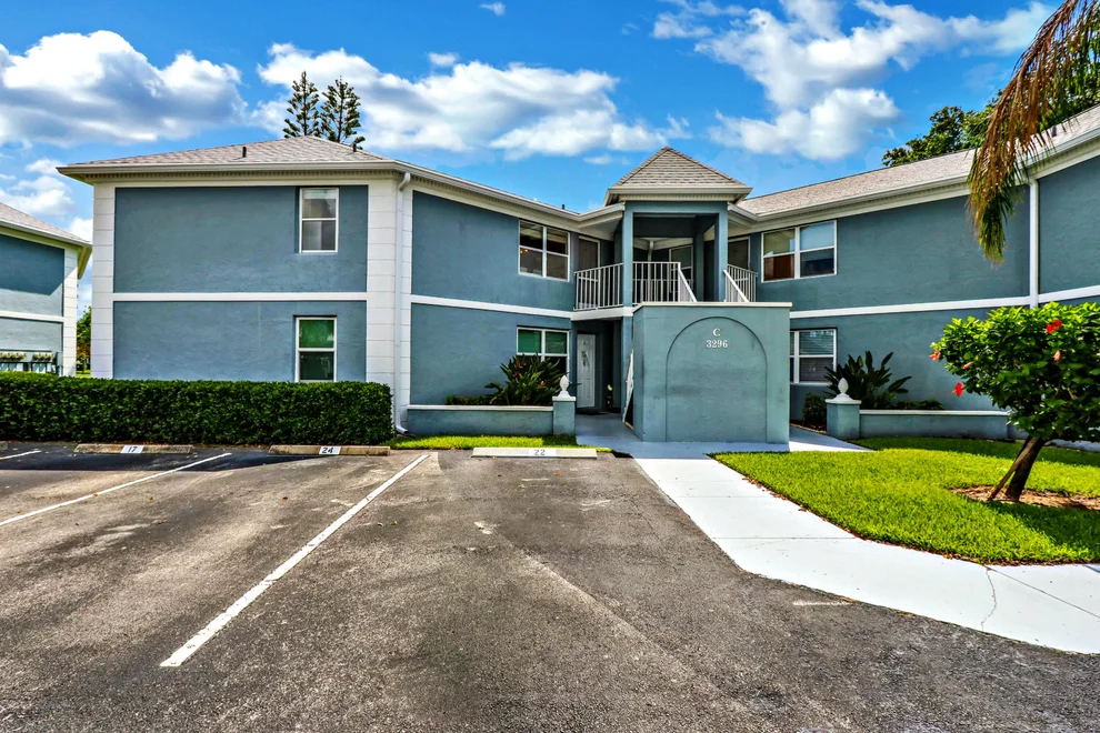 3296 Southeast Aster Lane