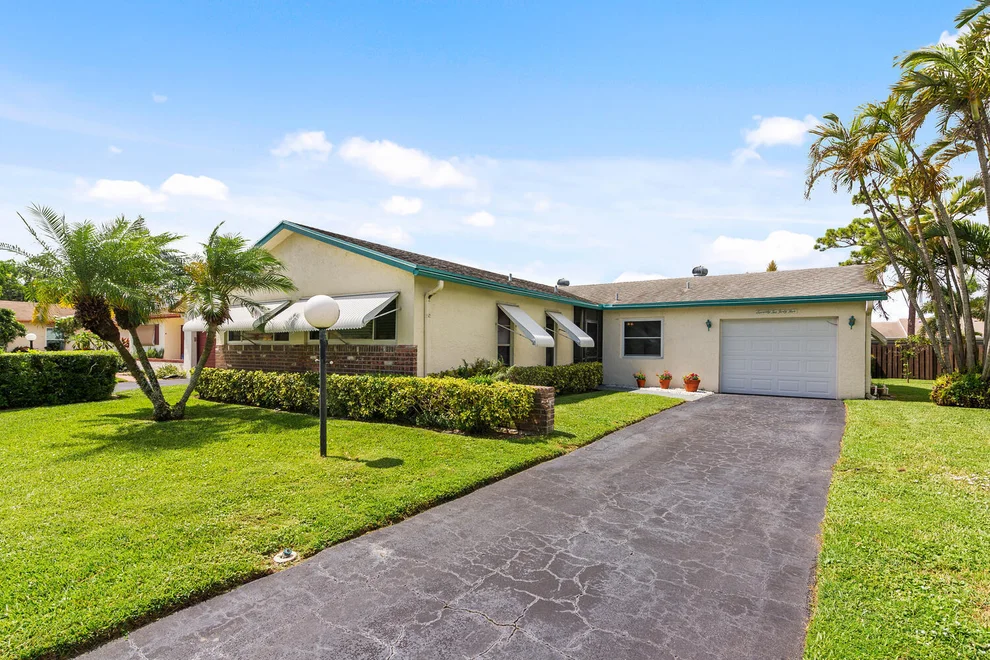 Unit for sale at 7245 Pine Park Drive W, Lake Worth, FL 33467