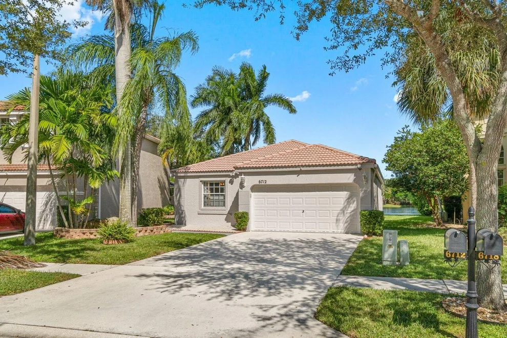 Unit for sale at 6712 Columbia Avenue, Lake Worth, FL 33467