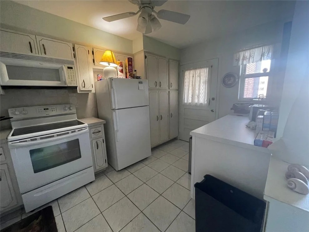 Unit for sale at 2801 NW 47th Terrace, Lauderdale Lakes, FL 33313