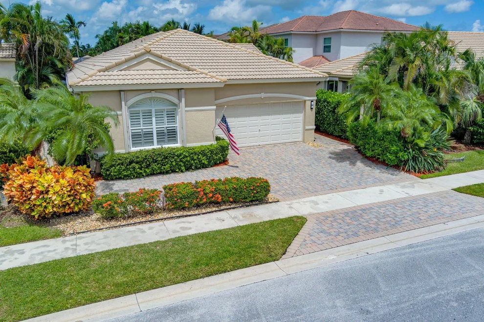 Unit for sale at 192 Via Condado Way, Palm Beach Gardens, FL 33418
