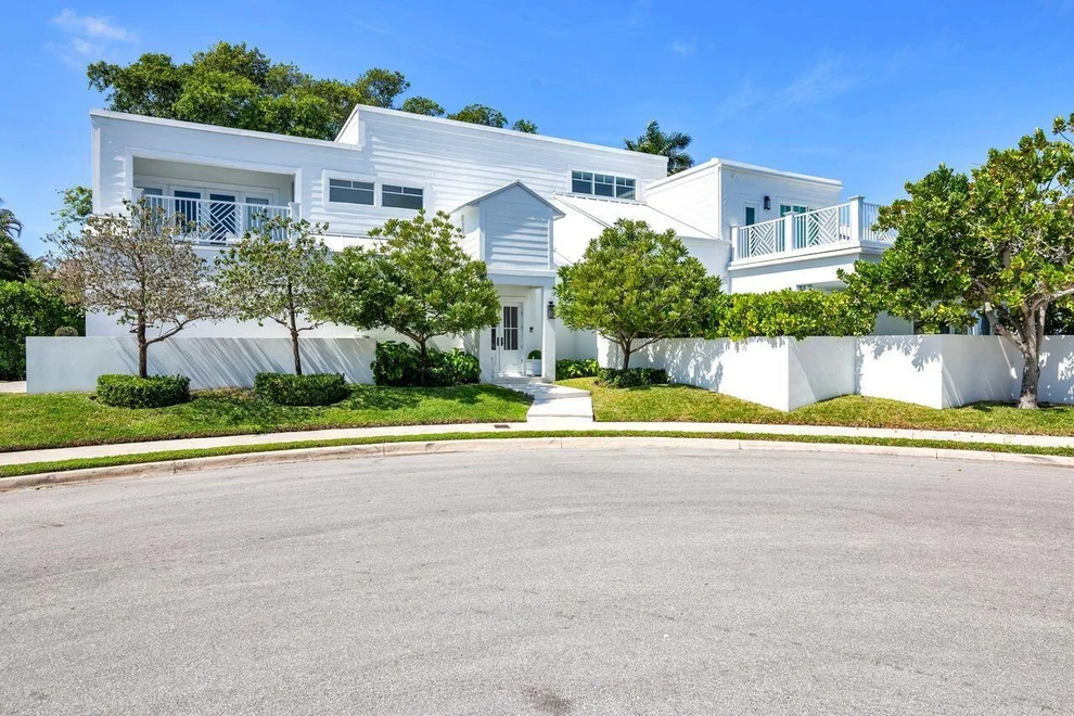 Unit for sale at 129 S Flagler Promenade S, West Palm Beach, FL 33405