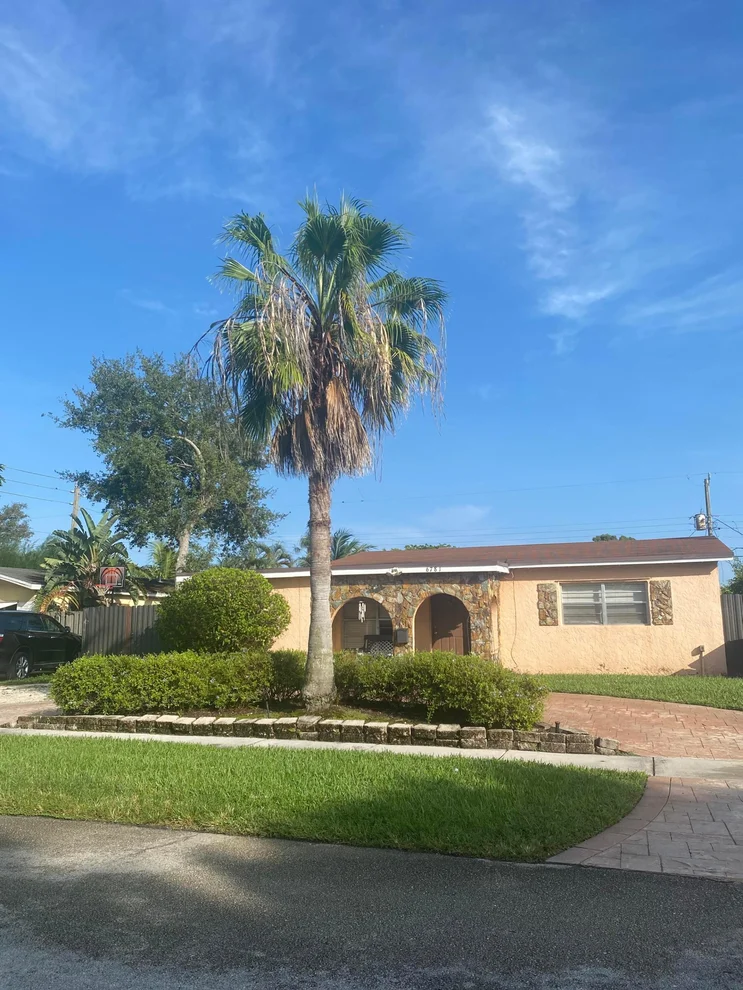 Unit for sale at 6781 Park Street, Hollywood, FL 33024