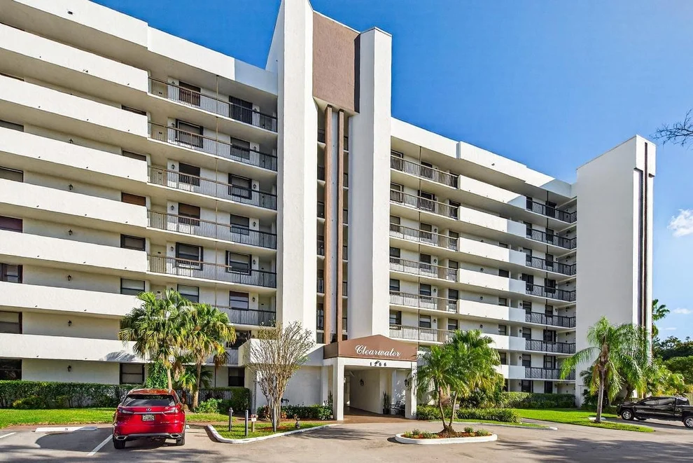 Unit for sale at 1266 S Military Trail, Deerfield Beach, FL 33442