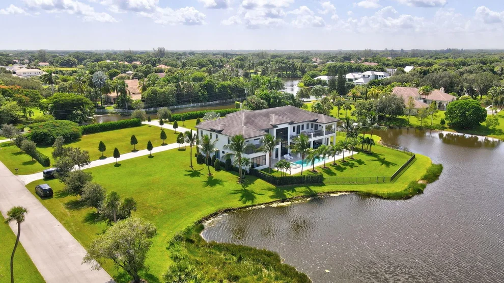 Unit for sale at 10540 El Paraiso Place, Delray Beach, FL 33446