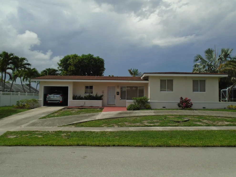 Unit for sale at 1412 Lake Victoria Drive, Lake Worth, FL 33461