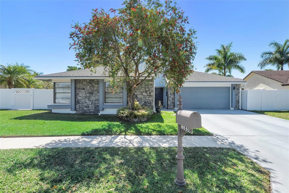 Unit for sale at 11836 Sunchase Court, Boca Raton, FL 33498
