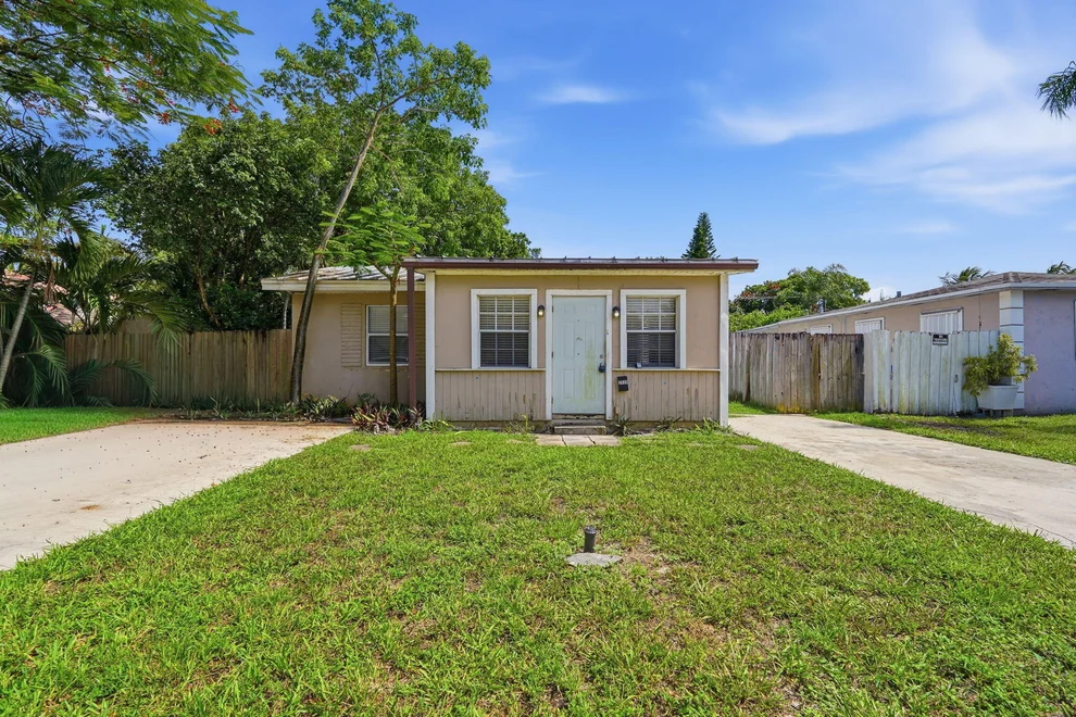 Unit for sale at 2530 Adams Street, Hollywood, FL 33020