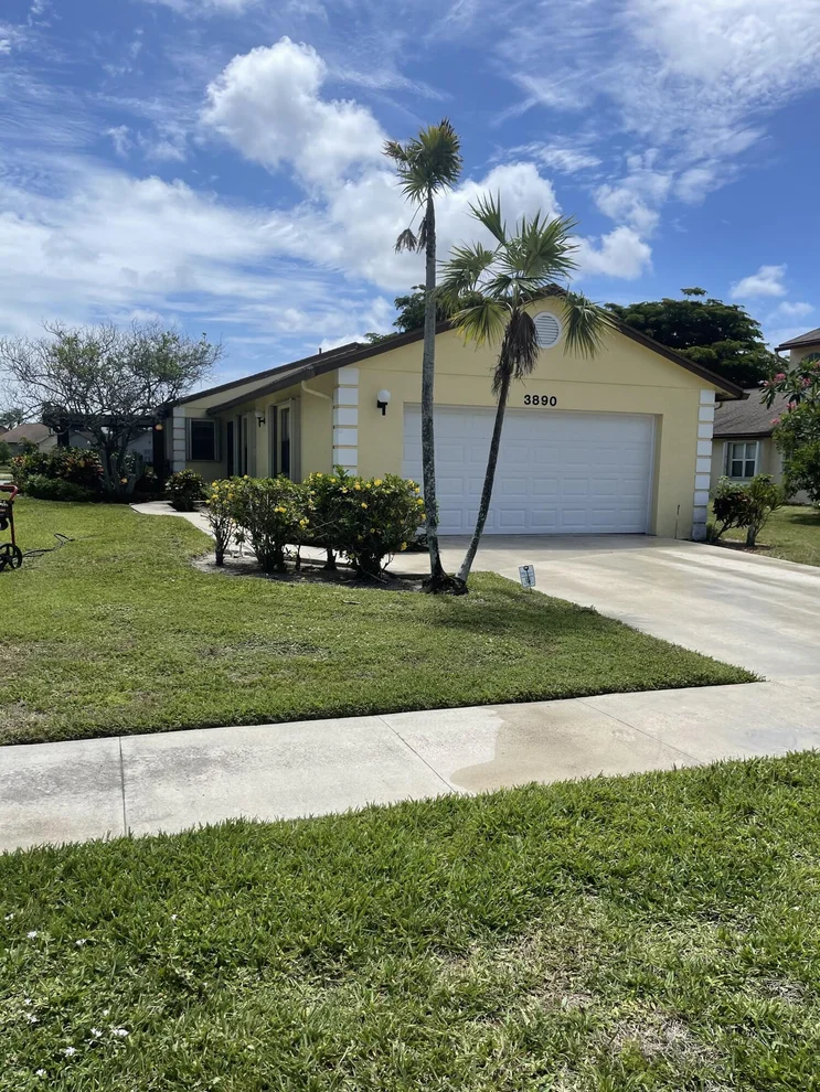 Unit for sale at 3890 Classic Court N, West Palm Beach, FL 33417