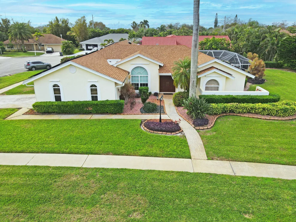 Unit for sale at 1811 Lindsey Court, Wellington, FL 33414