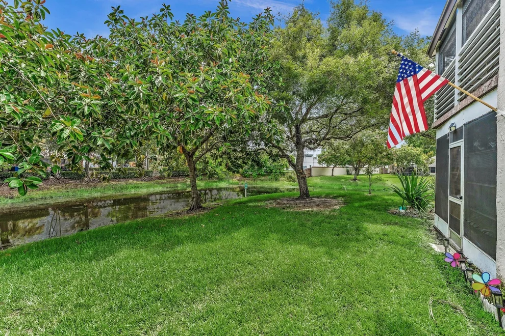 Unit for sale at 405 N Laurel Drive, Margate, FL 33063