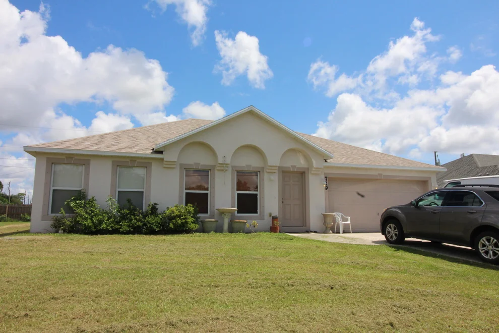 Unit for sale at 719 SW Jordin Avenue, Port St Lucie, FL 34953