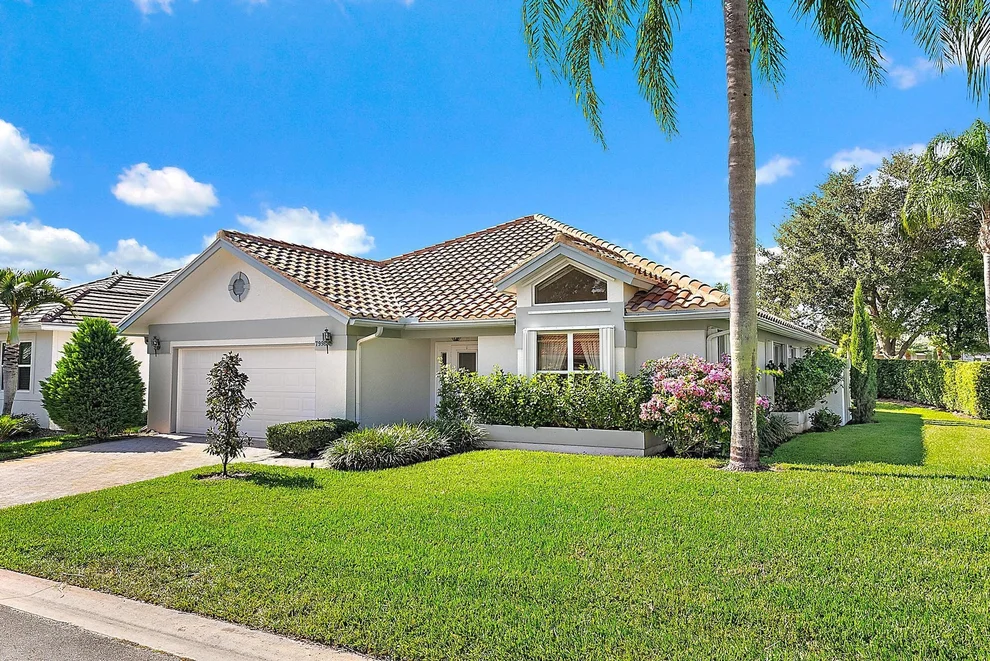 Unit for sale at 7998 SE Hempstead Circle, Hobe Sound, FL 33455