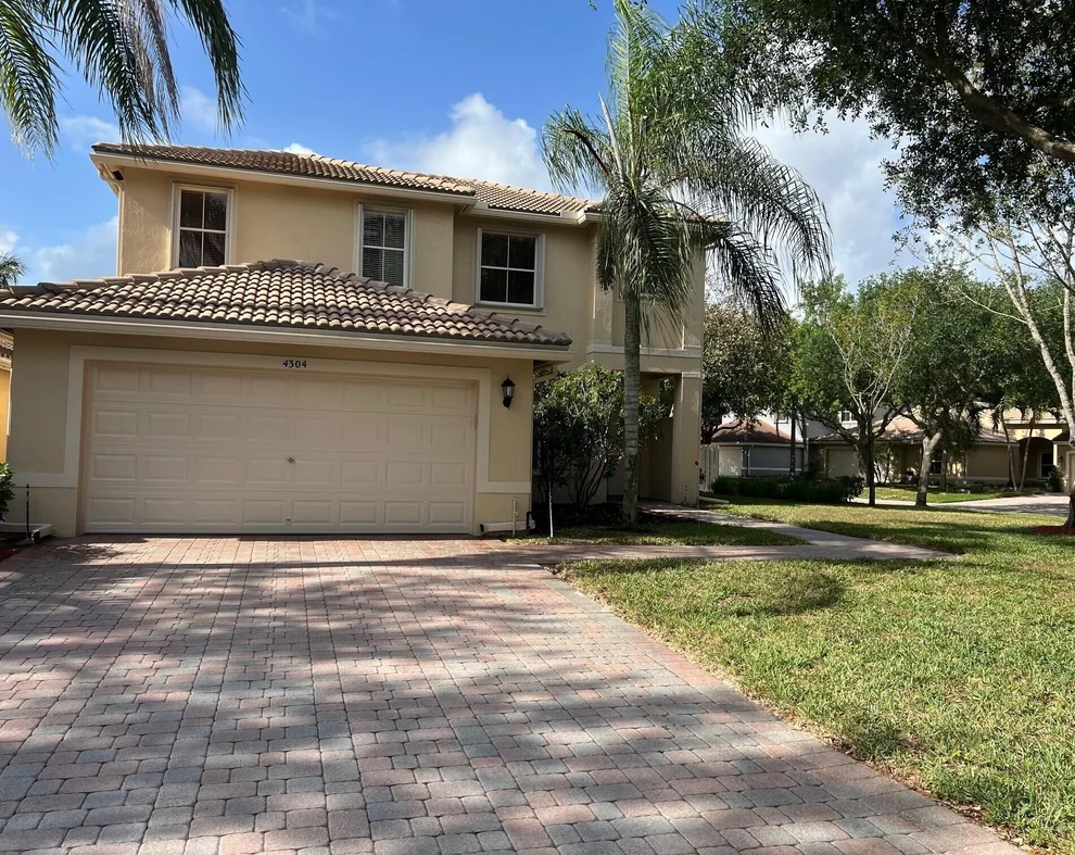Unit for sale at 4304 Maggiore Way, West Palm Beach, FL 33409