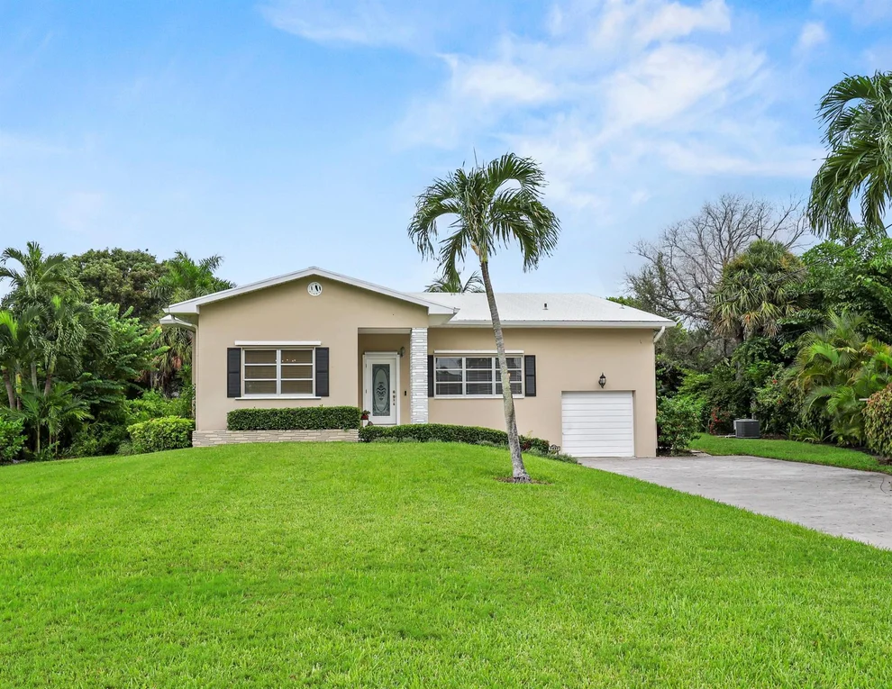 Unit for sale at 7437 Venetian Way, Lake Clarke Shores, FL 33406