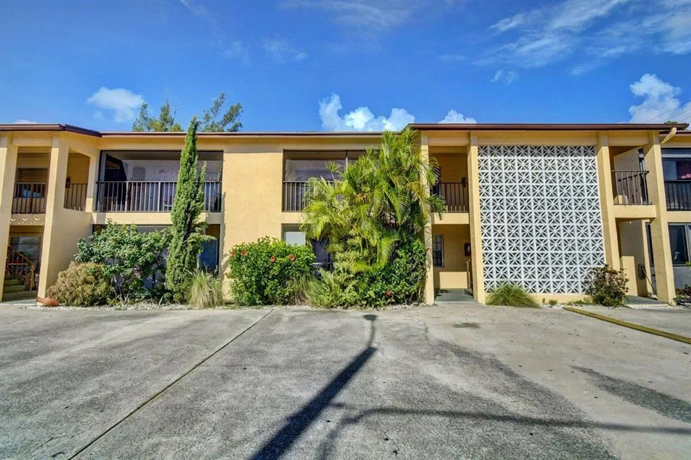 Unit for sale at 1751 3rd Avenue N, Lake Worth Beach, FL 33460
