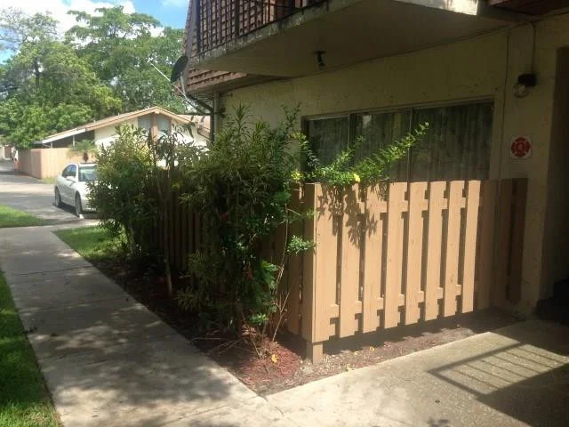 Unit for sale at 7403 W Sunrise Boulevard, Plantation, FL 33313