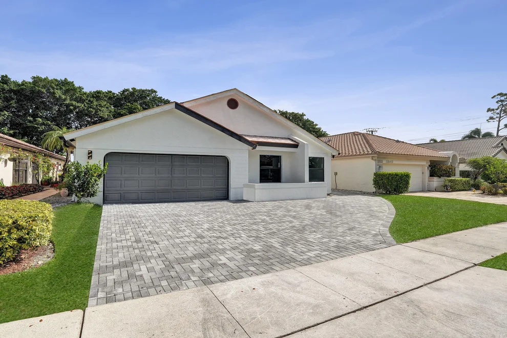 Unit for sale at 11049 Cloverleaf Circle, Boca Raton, FL 33428