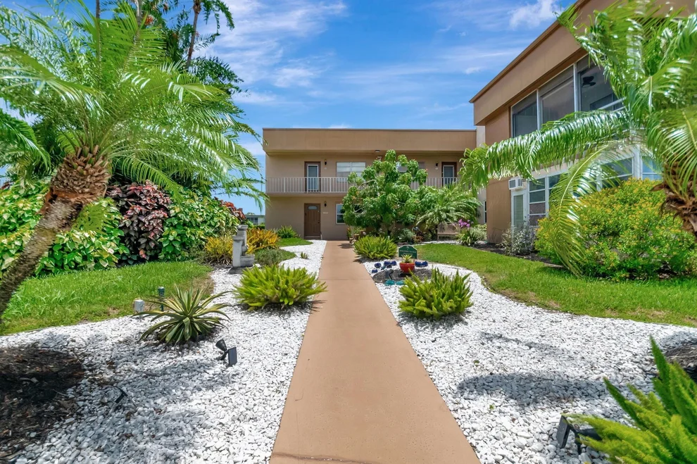 Unit for sale at 3 Flanders, Delray Beach, FL 33484