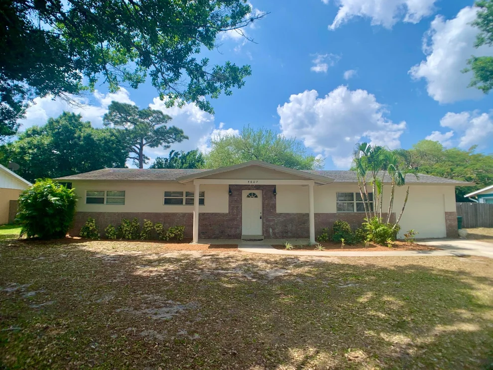 Unit for sale at 5607 Winter Garden Parkway, Fort Pierce, FL 34951