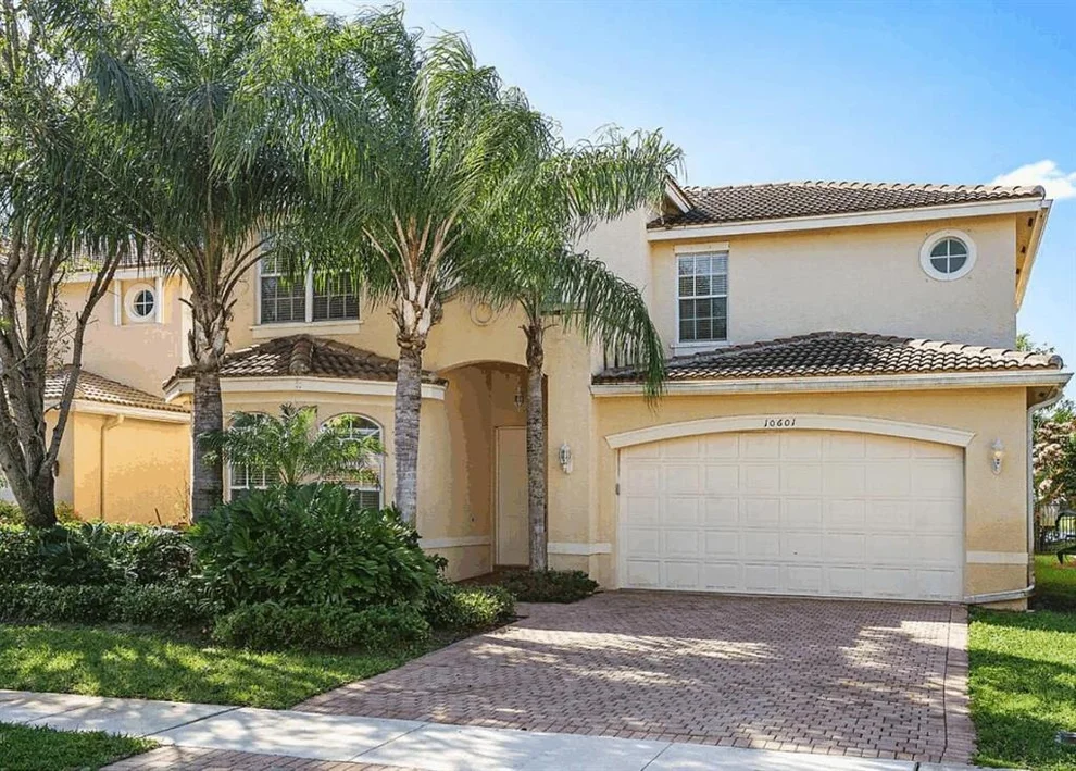 Unit for sale at 10601 Walnut Valley Drive, Boynton Beach, FL 33437