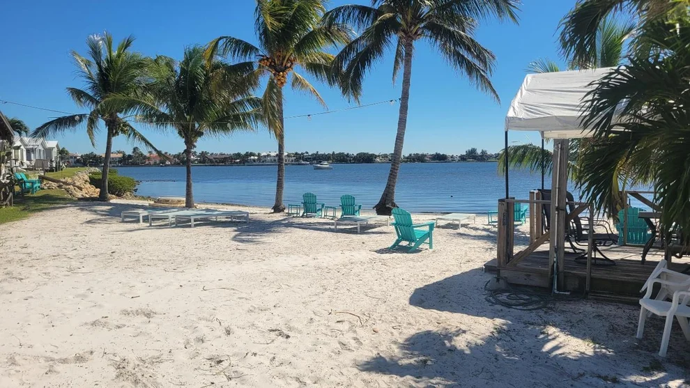 Unit for sale at 9 N Loafing Street, Hypoluxo, FL 33462