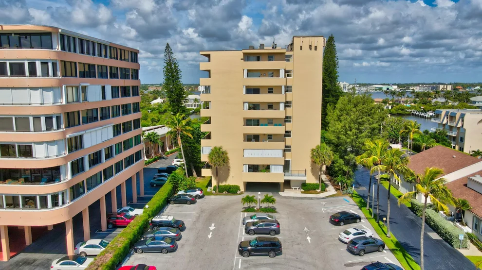 Unit for sale at 3581 S Ocean Boulevard, South Palm Beach, FL 33480