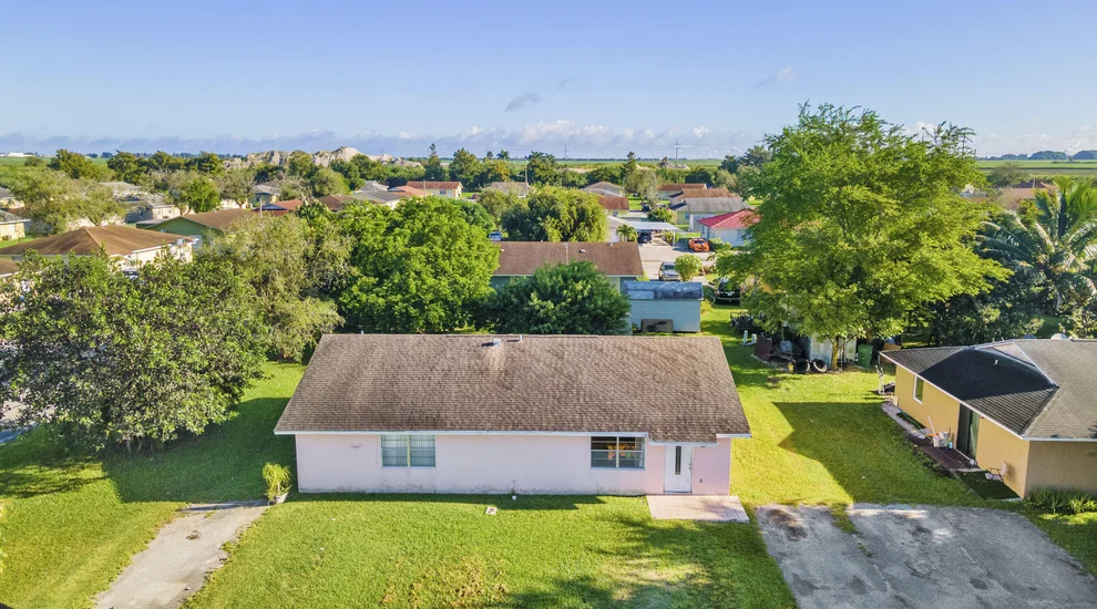 Unit for sale at 218 Azucana Road, South Bay, FL 33493