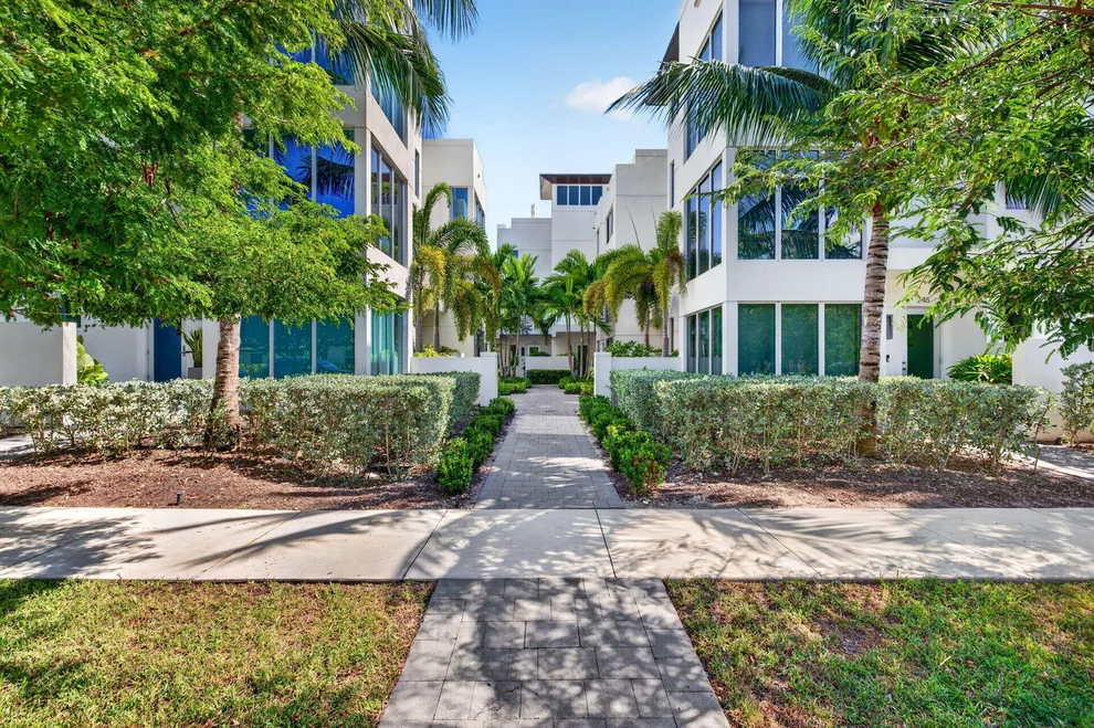 Unit for sale at 244 Garden Court, Lauderdale By The Sea, FL 33308