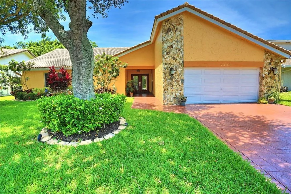 Unit for sale at 7401 Corkwood Terrace, Tamarac, FL 33321