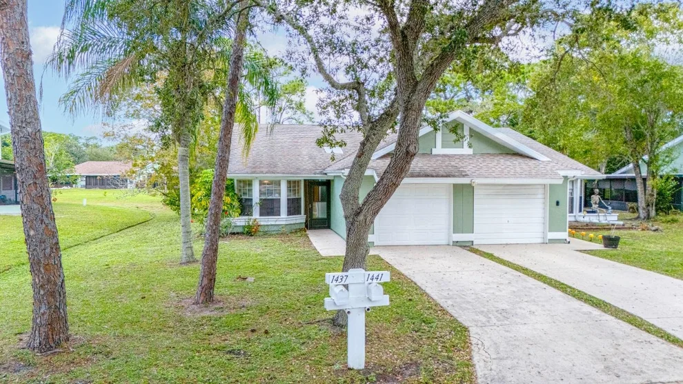 Unit for sale at 1437 SE Rivergreen Circle, Port St Lucie, FL 34952