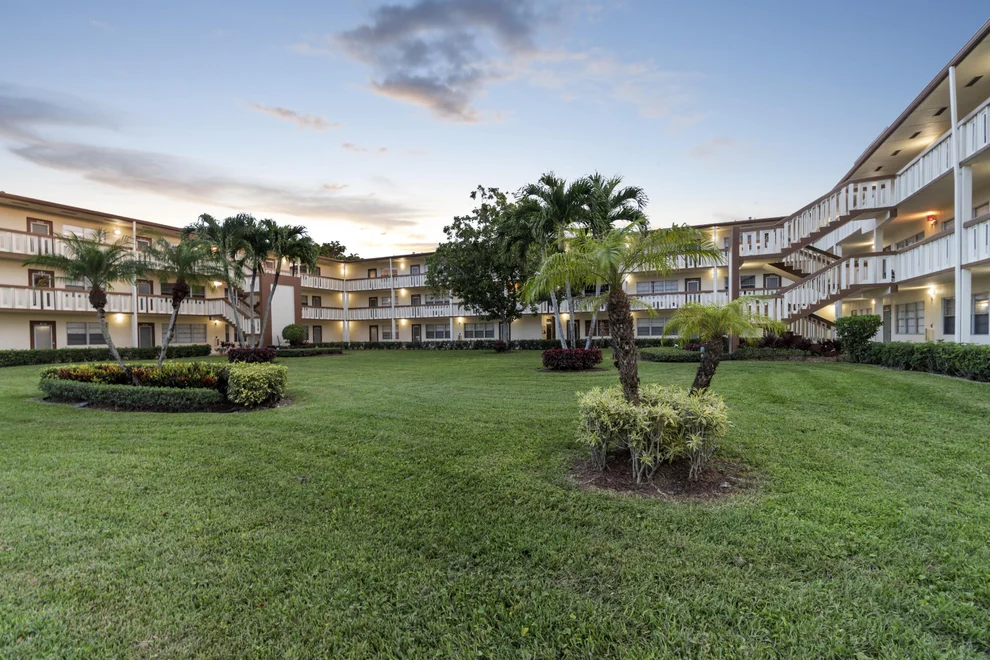 Unit for sale at 505 Mansfield M, Boca Raton, FL 33434