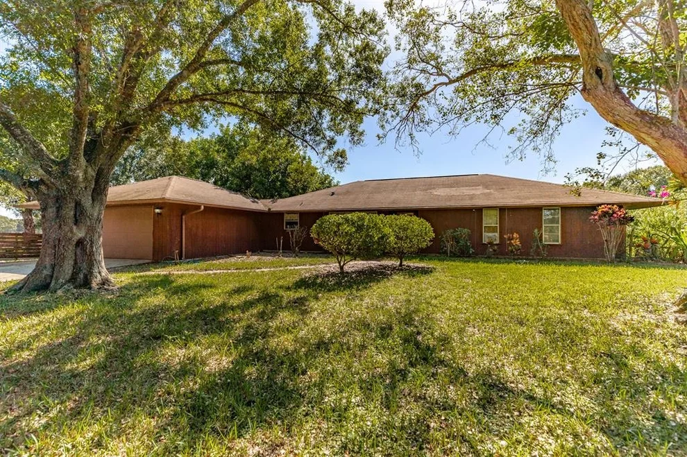 Unit for sale at 11715 Palomino Drive, Fort Pierce, FL 34987