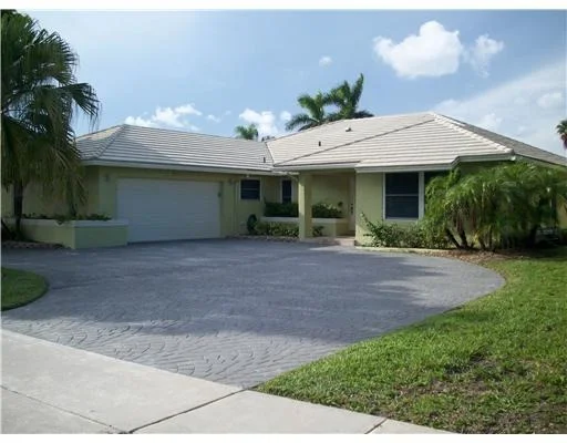 Unit for sale at 2721 SW 23rd Cranbrook Drive, Boynton Beach, FL 33436
