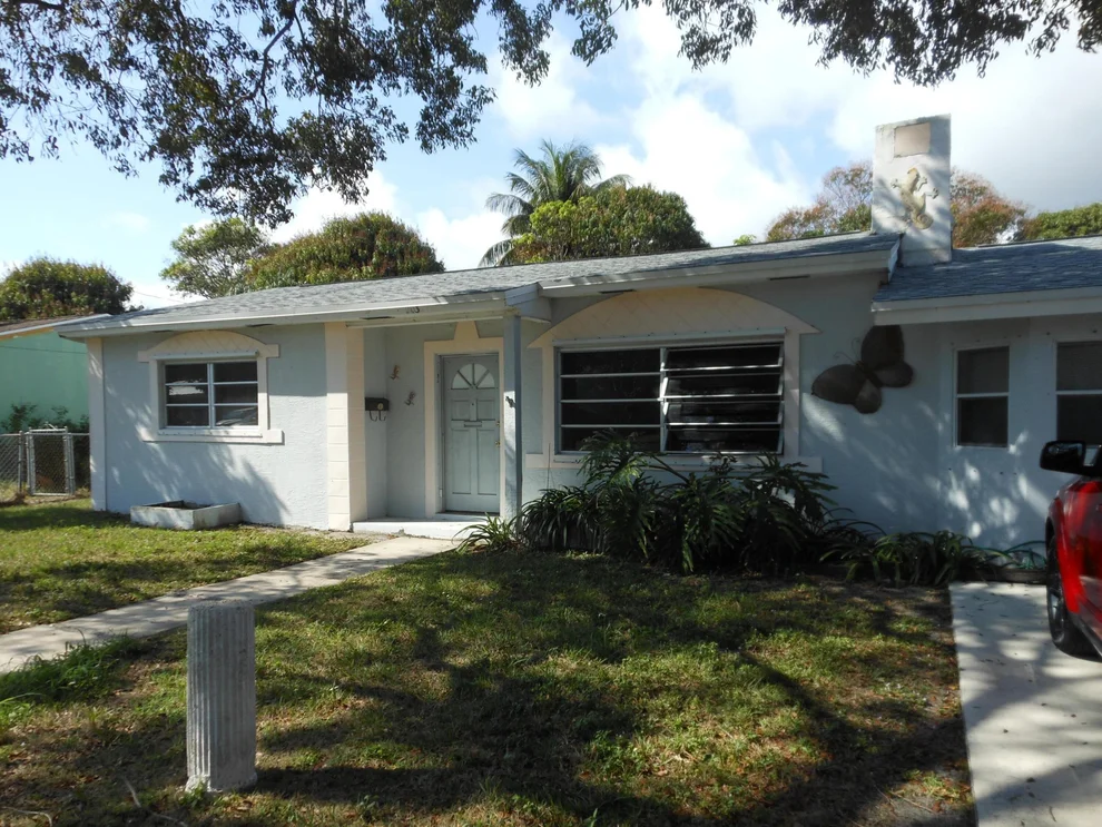 Unit for sale at 203 SW 3rd Court, Boynton Beach, FL 33435