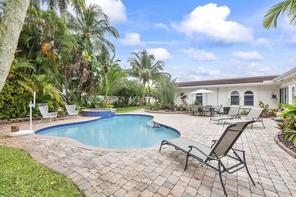 Unit for sale at 2501 NE 26th Terrace, Fort Lauderdale, FL 33305