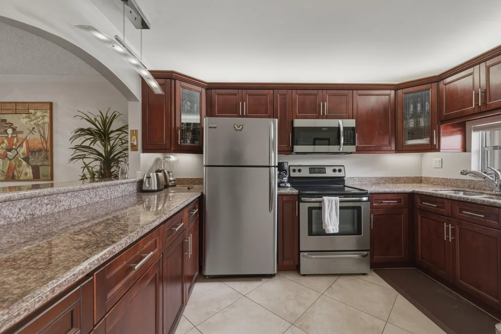 Unit for sale at 811 S Hollybrook Drive, Pembroke Pines, FL 33025