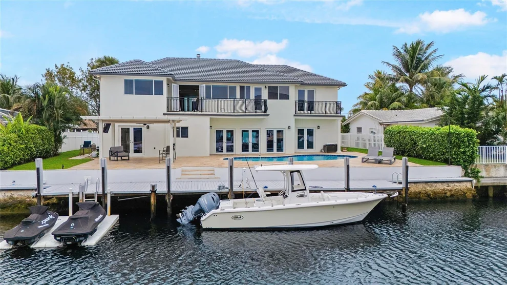 Unit for sale at 3801 NE 27th Avenue, Lighthouse Point, FL 33064
