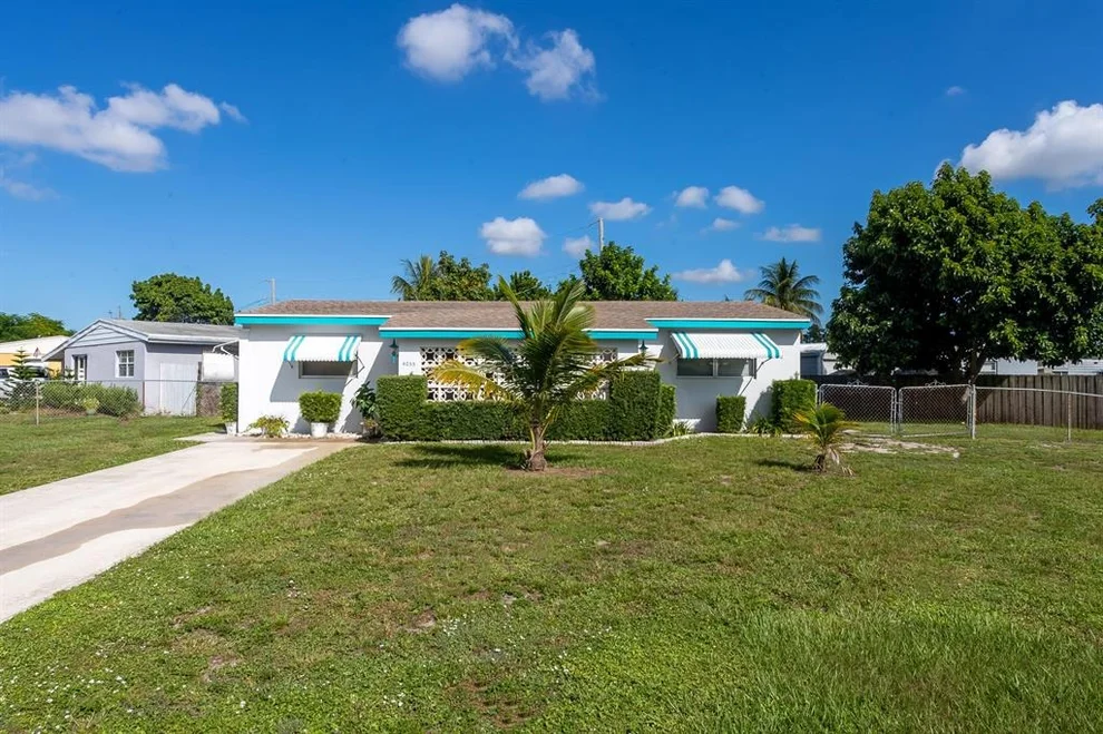Unit for sale at 4035 Winchester Lane, West Palm Beach, FL 33406