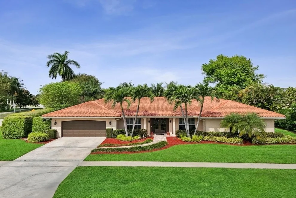 Unit for sale at 22161 Soliel Circle W, Boca Raton, FL 33433