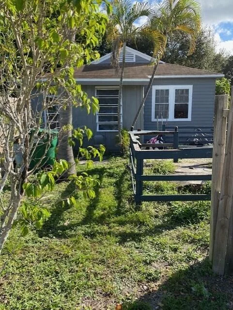 Unit for sale at 102 NW 28th Way, Fort Lauderdale, FL 33311